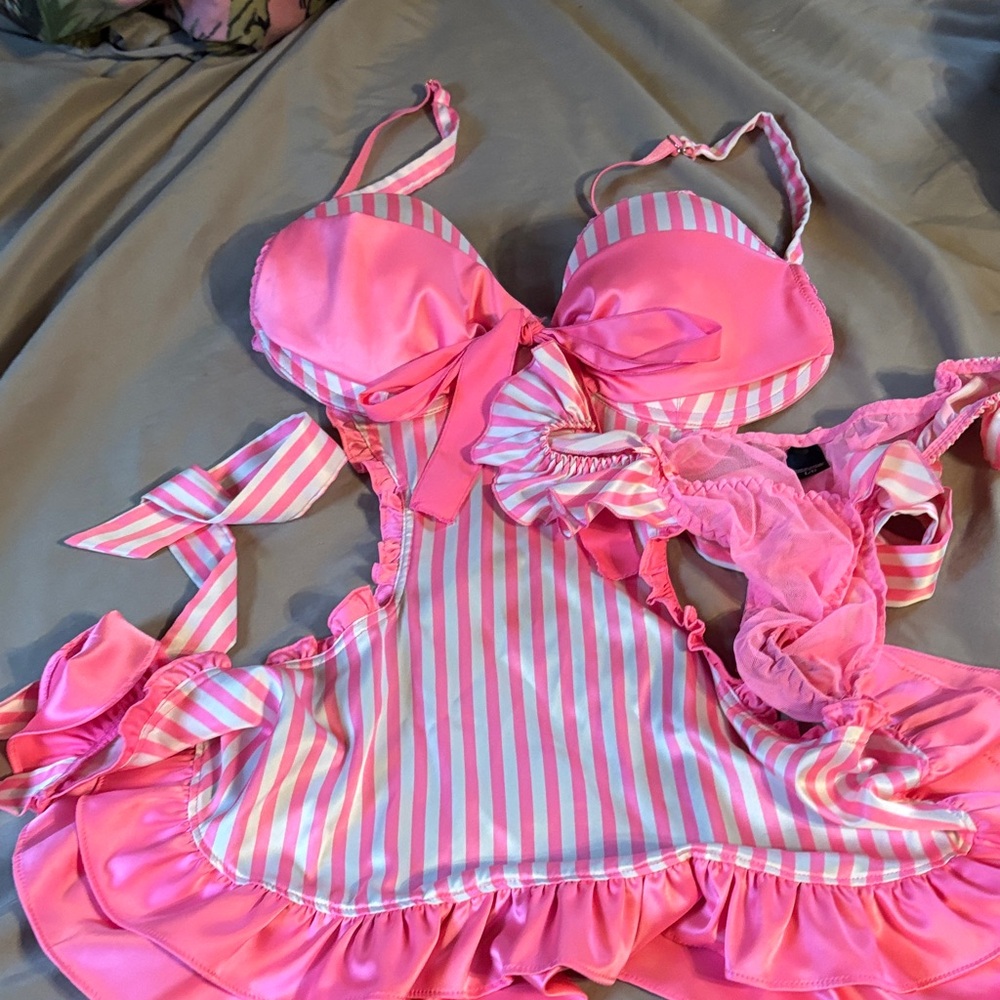 Victoria's Secret Pink Striped Lingerie Set